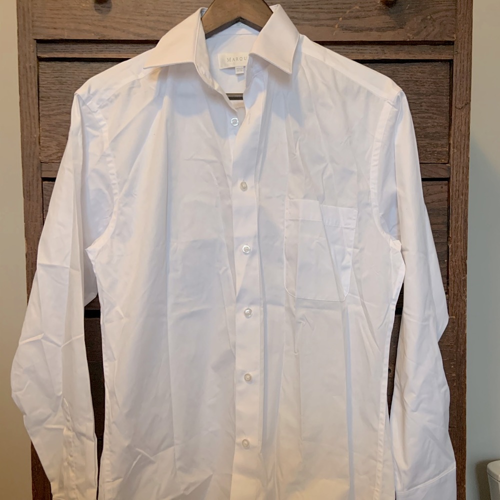 Men’s white button down dress shirt